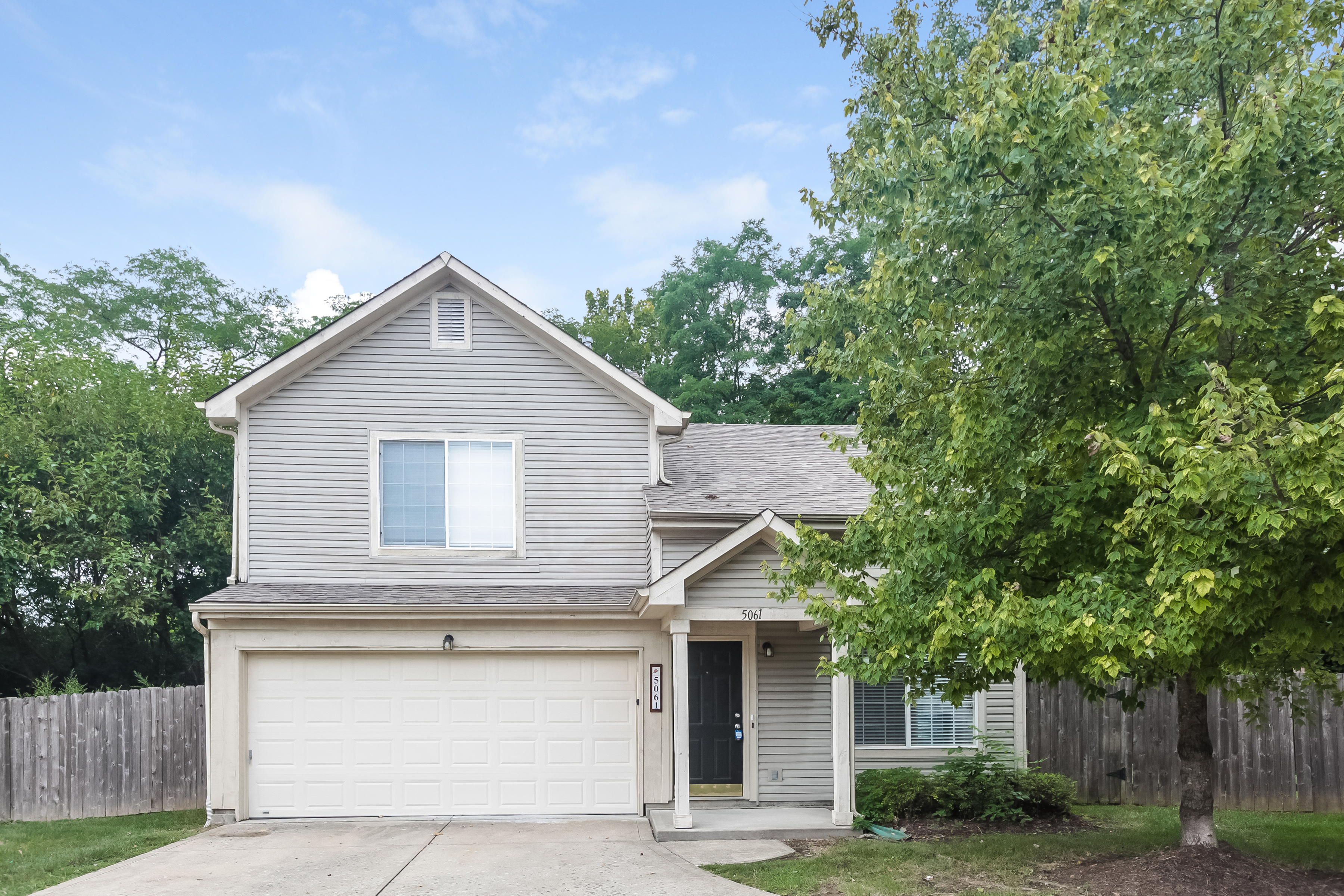 5061 Lewiston Dr Indianapolis, IN 46254
